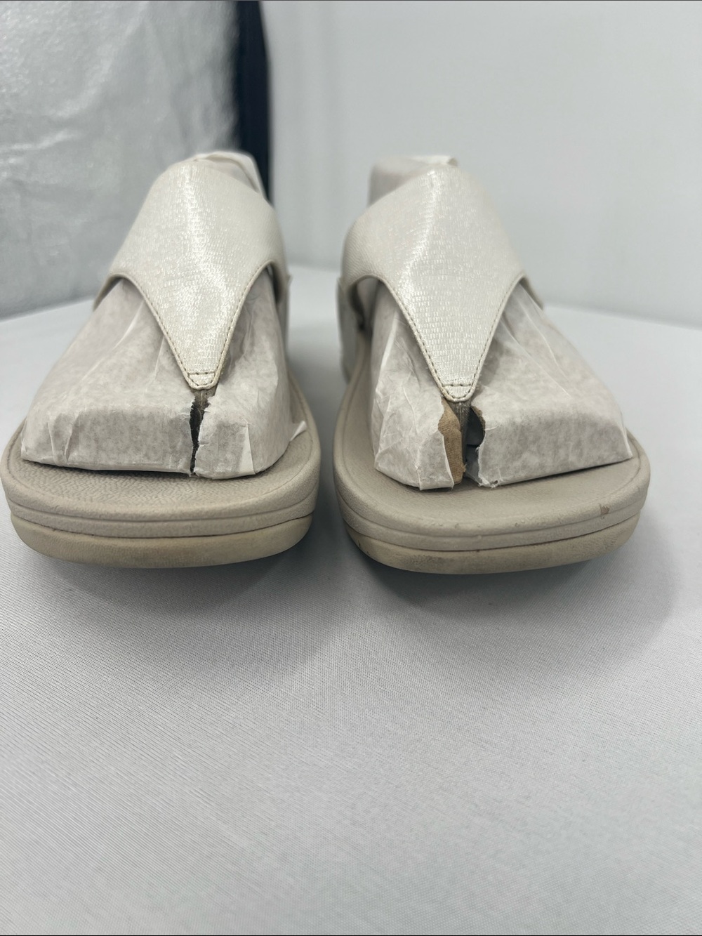 FitFlop Lulu Glitz thong sandals - Picture 3 of 9
